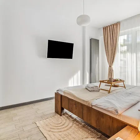 Апартаменты Marina Breeze - Pool & *