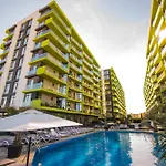 Exmarina B 8,4 Din10 شقة *