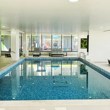 Appartamento Marina Breeze - Pool &