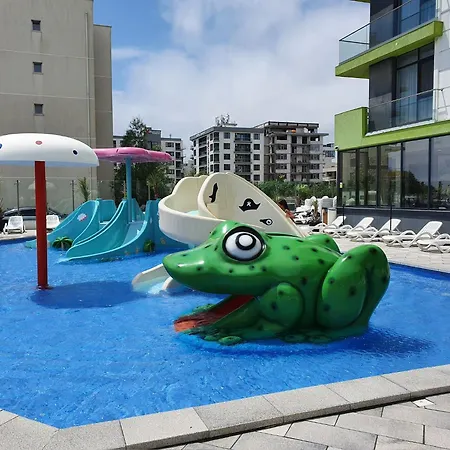 Marina Breeze - Pool & Appartamento *