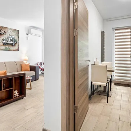 Appartamento Marina Breeze - Pool & Năvodari