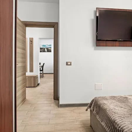 Appartamento Marina Breeze - Pool &