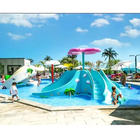 Appartamento Marina Breeze - Pool & *