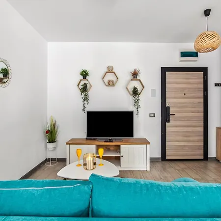 Appartamento Marina Breeze - Pool & Năvodari