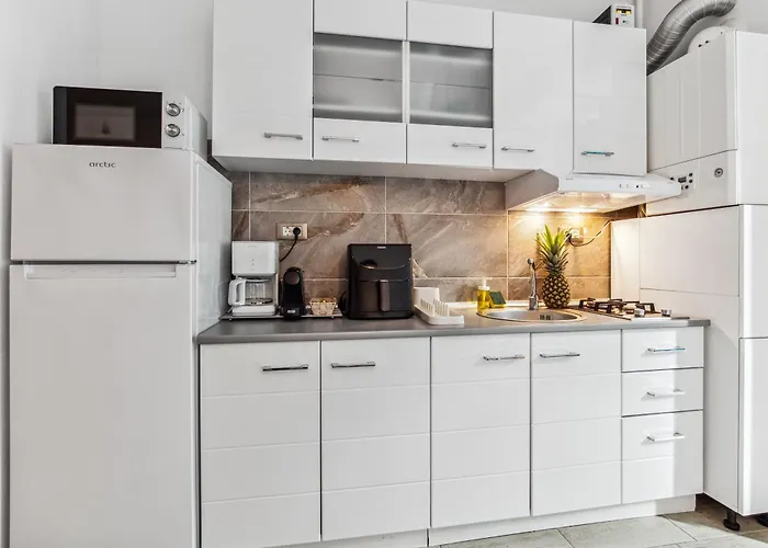 Exmarina B 8,4 Din10 Apartman